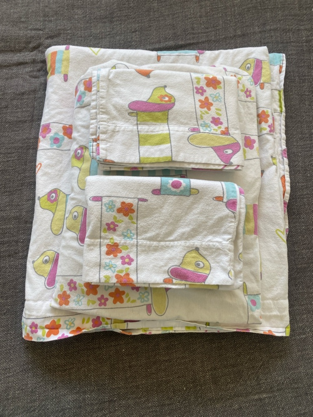 Garnet Hill Weiner Dogs flannel double sheet set.